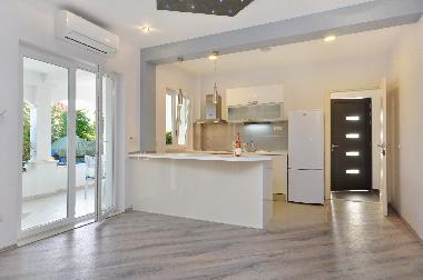 Holiday House in Duce (Splitsko-Dalmatinska) or holiday homes and vacation rentals