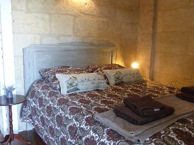 DOUBLE BEDROOM BOTTOM APARTMENT