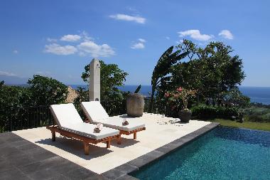 Villa in Temukus / Lovina (Bali) or holiday homes and vacation rentals