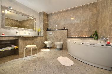 Holiday House in Makarska (Splitsko-Dalmatinska) or holiday homes and vacation rentals