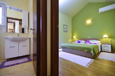 Holiday House in Makarska (Splitsko-Dalmatinska) or holiday homes and vacation rentals