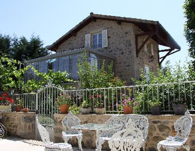 Holiday House in Saint L�ger sous la Bussi�re (Sa�ne-et-Loire) or holiday homes and vacation rentals
