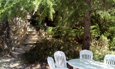 Villa in Moli�res sur C�ze (Gard) or holiday homes and vacation rentals