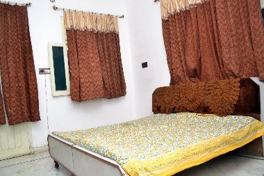 Bed and Breakfast in udaipur (Rajasthan) or holiday homes and vacation rentals