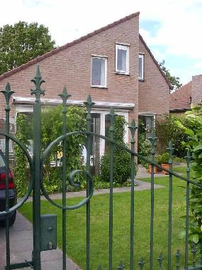 Holiday House in Nieuwvliet-Bad (Zeeland) or holiday homes and vacation rentals