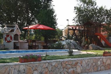 Villa in Bristivica (Splitsko-Dalmatinska) or holiday homes and vacation rentals