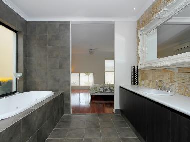 Holiday House in Mindarie (Western Australia) or holiday homes and vacation rentals