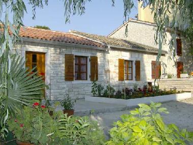 Holiday Apartment in Dolinji Jakici (Istarska) or holiday homes and vacation rentals