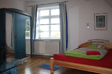 Holiday Apartment in Hollern-Twielenfleth (Land zwischen Elbe u. Weser) or holiday homes and vacation rentals