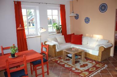 Holiday Apartment in Hollern-Twielenfleth (Land zwischen Elbe u. Weser) or holiday homes and vacation rentals