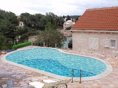 Holiday House in Sumartin (Splitsko-Dalmatinska) or holiday homes and vacation rentals