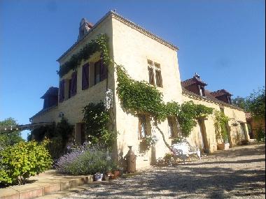 Holiday House in St Cirq Madelon (Lot) or holiday homes and vacation rentals