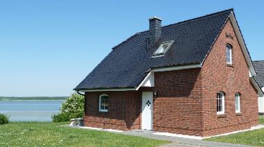 Holiday House in Sternberg (Mecklenburgische Seenplatte) or holiday homes and vacation rentals