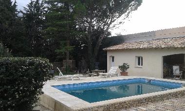 Villa in CLARENSAC (Gard) or holiday homes and vacation rentals