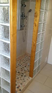 Villa in CLARENSAC (Gard) or holiday homes and vacation rentals