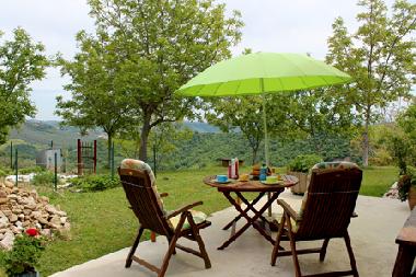 Holiday Apartment in Montebello di Bertona (Pescara) or holiday homes and vacation rentals