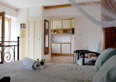 Holiday Apartment in Montebello di Bertona (Pescara) or holiday homes and vacation rentals