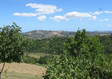 Holiday Apartment in Montebello di Bertona (Pescara) or holiday homes and vacation rentals