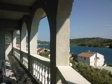 Holiday Apartment in Kaprije island /ideal for Families-Groups (Sibensko-Kninska) or holiday homes and vacation rentals