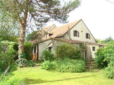 Holiday House in Lapeyrouse (Puy-de-Dme) or holiday homes and vacation rentals