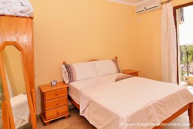 Holiday House in Bryastovets (Burgas) or holiday homes and vacation rentals
