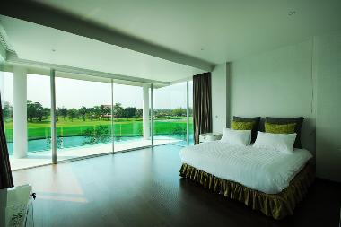 Villa in Samut Prakan  (Samut Prakan) or holiday homes and vacation rentals