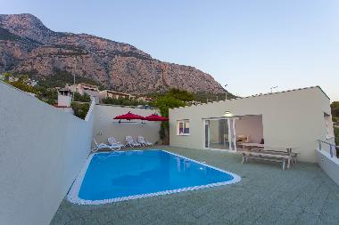 Villa in Makarska (Splitsko-Dalmatinska) or holiday homes and vacation rentals