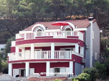 Holiday Apartment in Primoten (Sibensko-Kninska) or holiday homes and vacation rentals