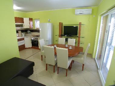 Holiday Apartment in Primoten (Sibensko-Kninska) or holiday homes and vacation rentals