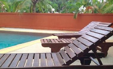 Free sunbeds