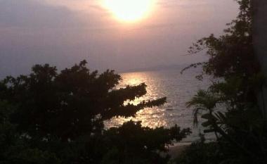 Seaview from Birds & Bees rest.