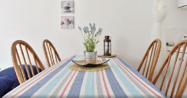 Holiday Apartment in Pisak (Splitsko-Dalmatinska) or holiday homes and vacation rentals