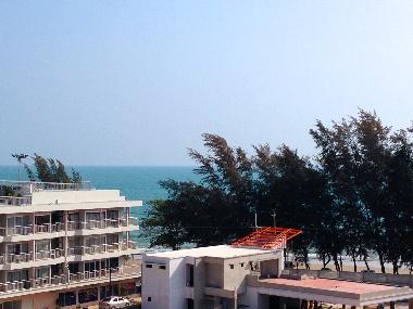 Holiday Apartment in Mae Phim (Rayong) or holiday homes and vacation rentals