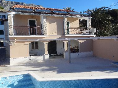 Holiday House in Duce (Splitsko-Dalmatinska) or holiday homes and vacation rentals