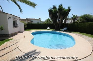 Villa in Els Poblets (Alicante / Alacant) or holiday homes and vacation rentals