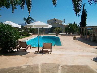 Villa in MARKOPOULO (Attiki) or holiday homes and vacation rentals