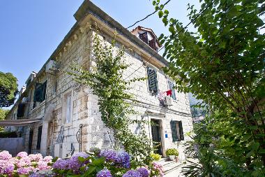 Holiday Apartment in Dubrovnik (Dubrovacko-Neretvanska) or holiday homes and vacation rentals