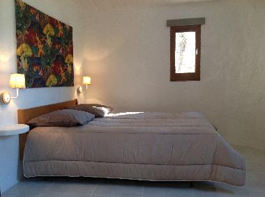 Holiday House in Caseneuve (Vaucluse) or holiday homes and vacation rentals