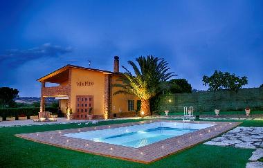 Villa in Petacciato (Campobasso) or holiday homes and vacation rentals