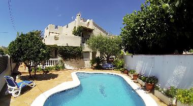 Chalet in Cunit (Tarragona) or holiday homes and vacation rentals