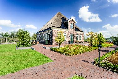 Caravan in Berkhout (Noord-Holland) or holiday homes and vacation rentals