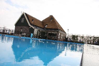 Caravan in Berkhout (Noord-Holland) or holiday homes and vacation rentals