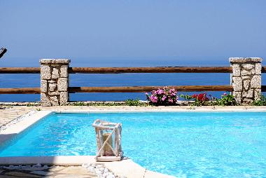  Villa Eleni seaviews from the pool area