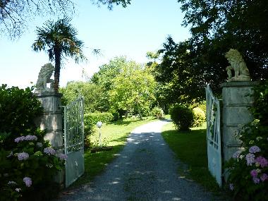 Holiday House in Haut de Bosdarros (Pyr�n�es-Atlantiques) or holiday homes and vacation rentals