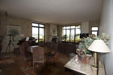 Bed and Breakfast in Teyran (H�rault) or holiday homes and vacation rentals