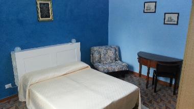 Double/triple bedroom