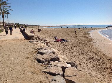 Chalet in Cunit (Tarragona) or holiday homes and vacation rentals