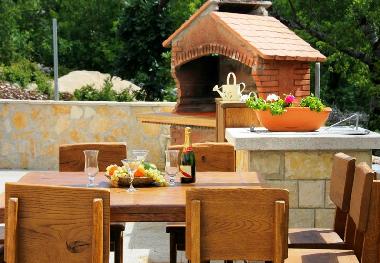 Villa in Zagvozd (Splitsko-Dalmatinska) or holiday homes and vacation rentals