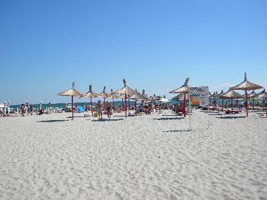 270 meters to the beach