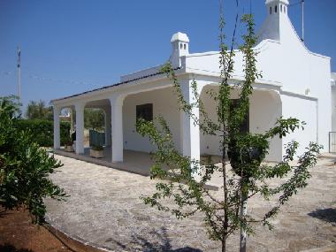 Villa in OSTUNI (Brindisi) or holiday homes and vacation rentals